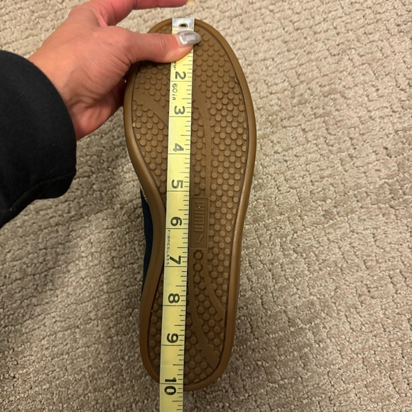 PUMA Match Shoes In Suede Navy And Gold Snake Skin Accents - Like New, S… - Picture 13 of 13